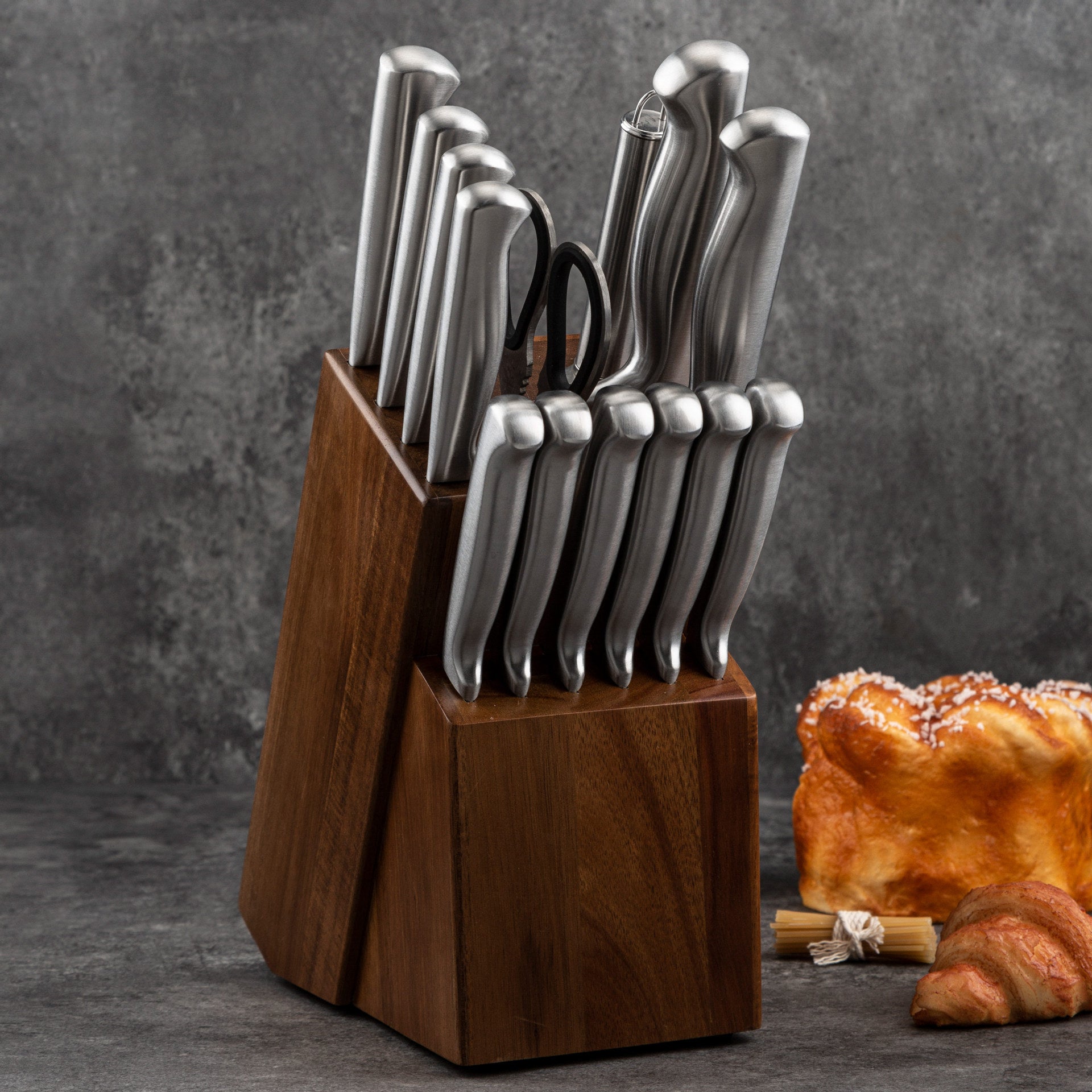 15-Piece High-Quality Kitchen Knife Set with Wooden Block Main image